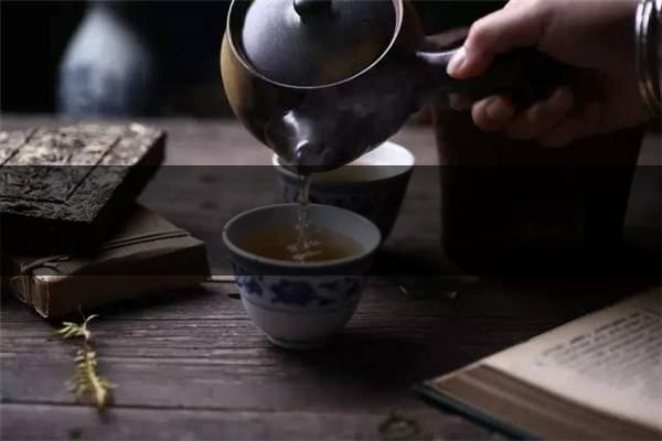 走入茶中，泡出自我-1