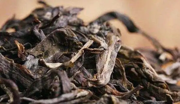 怎么簡單直觀的辨別一款普洱茶的優(yōu)劣？