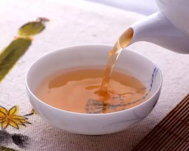 普洱茶越喝越餓？喝普洱茶真能刮油嗎？