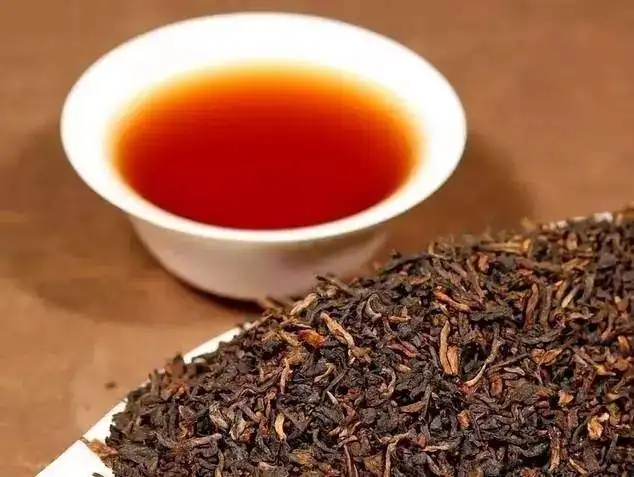 如何選購(gòu)、辨識(shí)普洱茶優(yōu)劣？