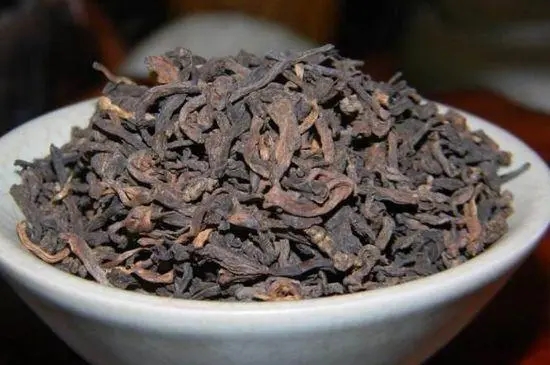 喝普洱，中期茶綜合性價比高