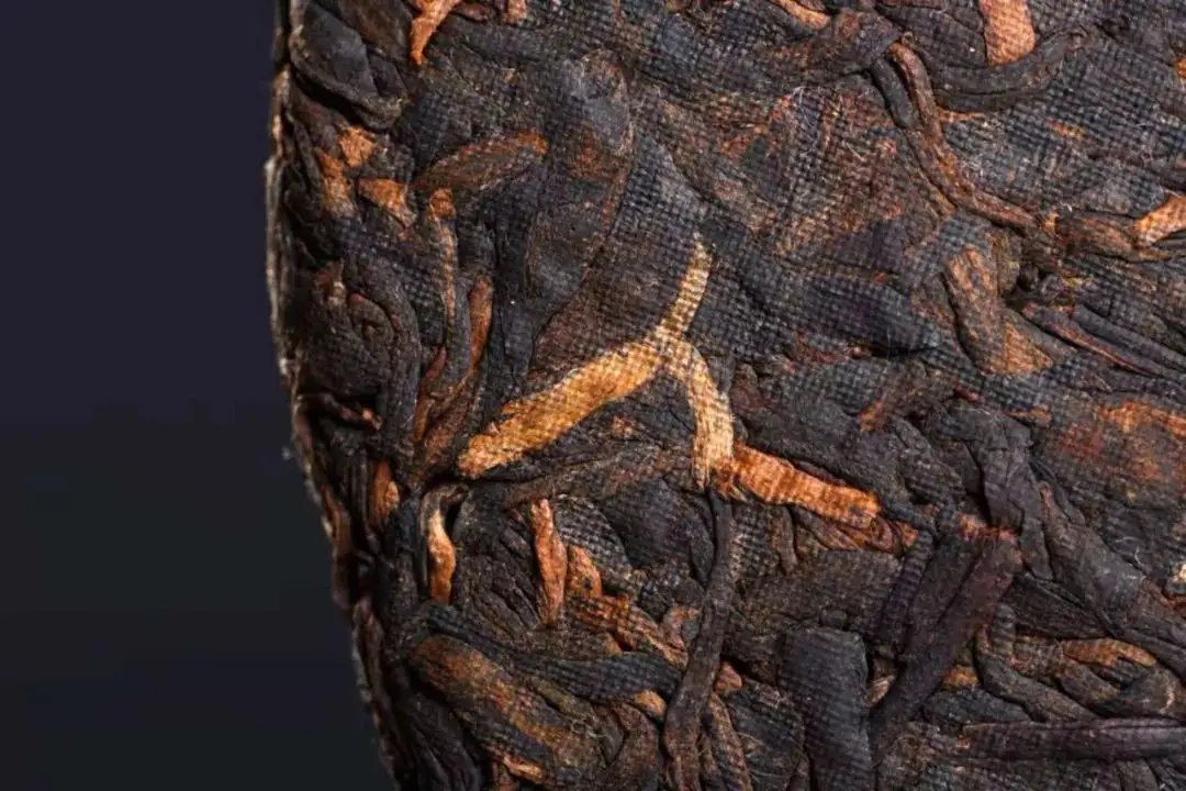 易武熟茶，當屬易武地道發(fā)酵